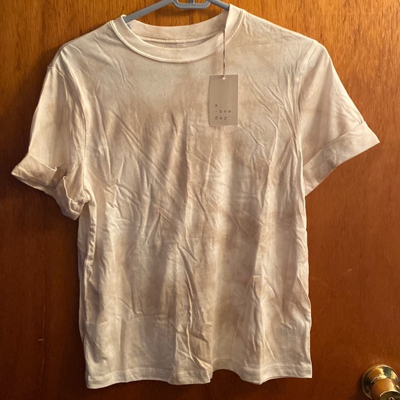 a new day Tops - a new day Tan & White Tie-Dye Cuffed Sleeve Top